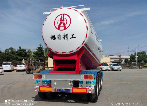 粉粒物料運(yùn)輸車(chē)